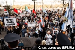 Митинг в Хабаровске перед задержаниями, 10 октября 2020 года